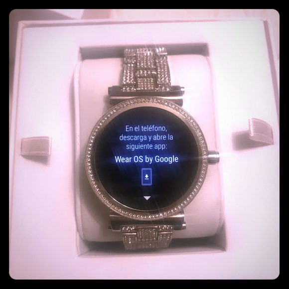 Michael Kors Accessories - MIchael Kors Glitz Sofie Smartwatch